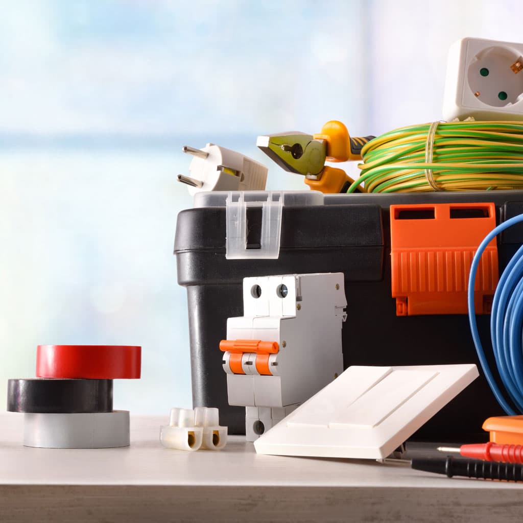 Amplio abanico de artículos de fontanería y electricidad